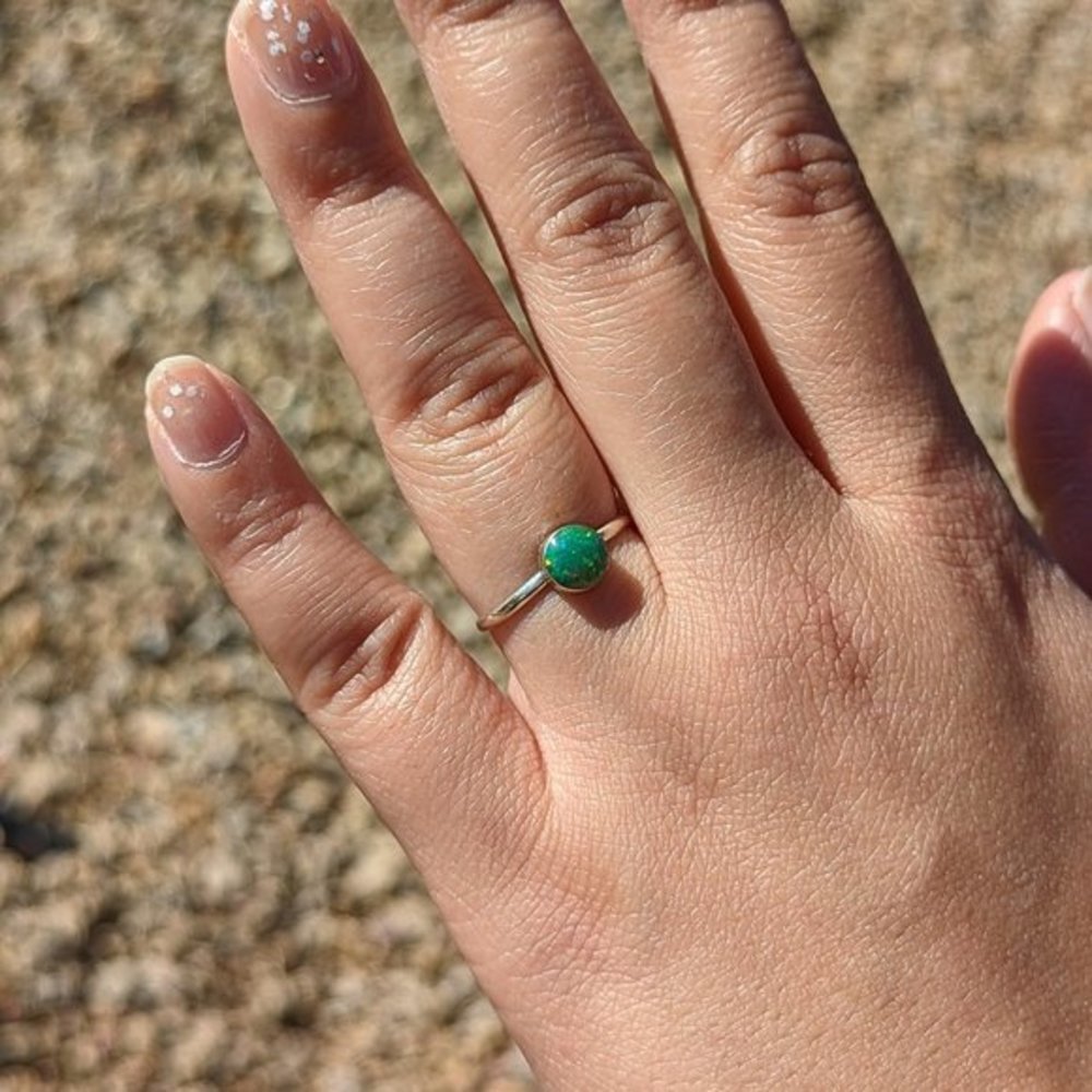 Women's Round Synthetic Opal Handmade Sterling Silver‎ Green Ring